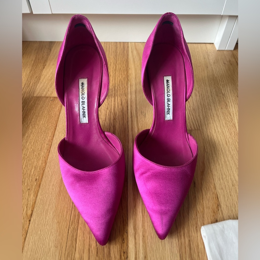 Manolo Blahnik Fuchsia Satin Heels
